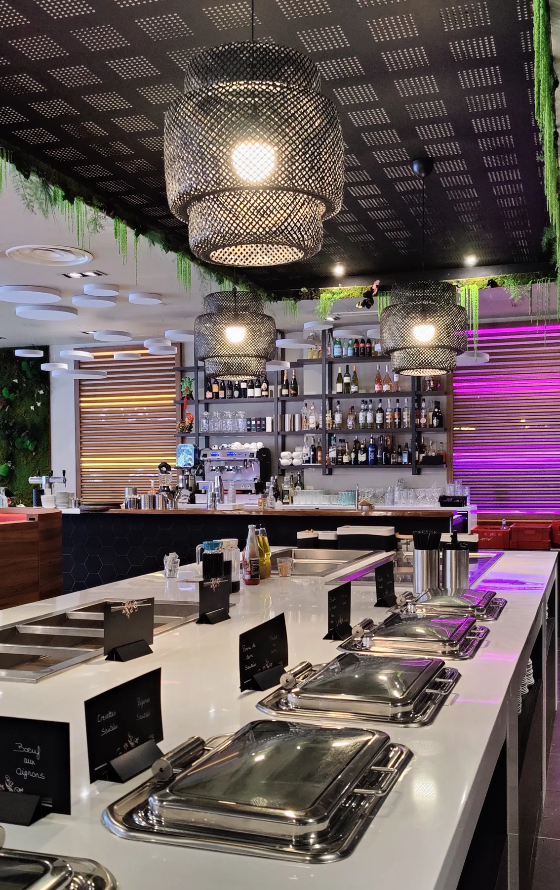 Le comptoir du buffet